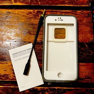 LifeProof FRE iPhone 6/6s phone case